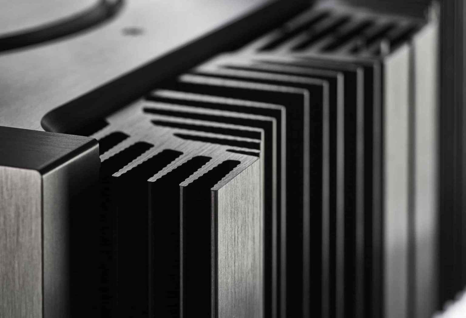 Gryphon - Antileon Revelation 5 - Audio Reference