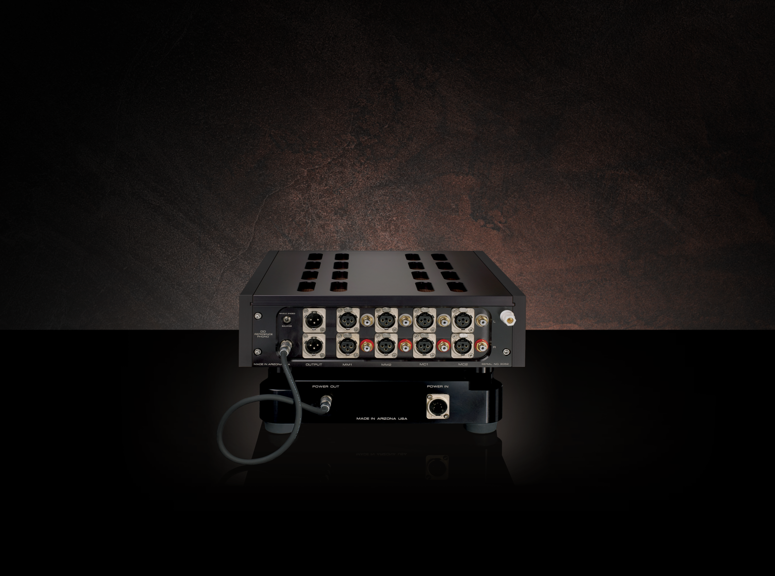 D'Agostino - Momentum Phono Stage Black 2 - Audio Reference