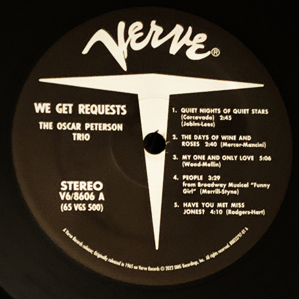 Etiqueta del vinilo We Get Requests de Oscar Peterson Trio, Verve Records | Audio Reference
