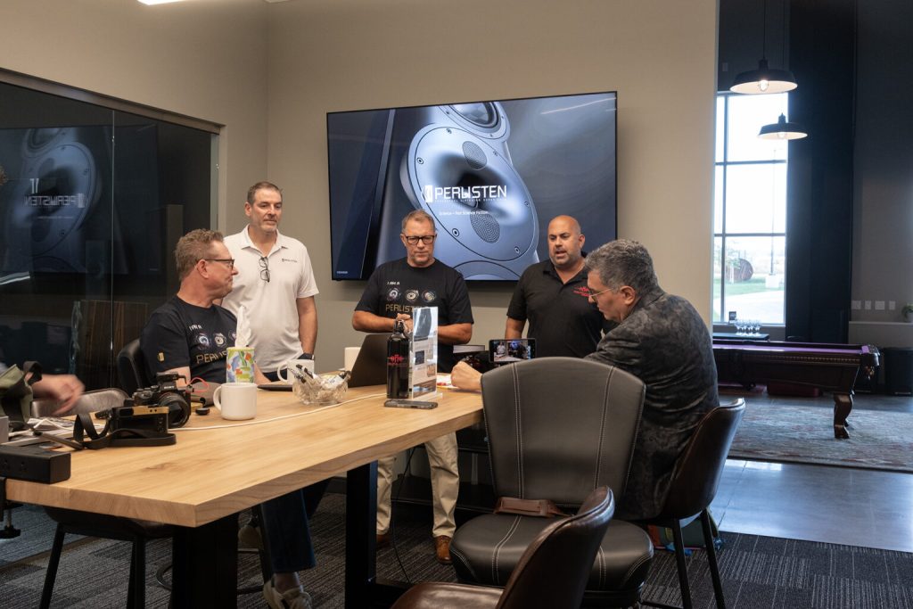 Nuevo Headquarters de Perlisten Audio en Verona, Wisconsin, dedicado al desarrollo, ingeniería y escucha de sistemas High-End.