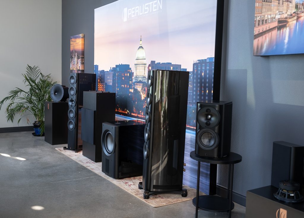 Nuevo Headquarters de Perlisten Audio en Verona, Wisconsin, dedicado al desarrollo, ingeniería y escucha de sistemas High-End.
